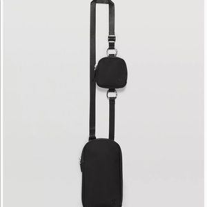 Lululemon Modular Phone Crossbody
